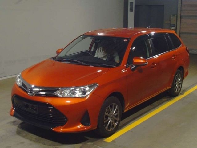 339 Toyota Corolla fielder NZE164G 2018 г. (TAA Yokohama)